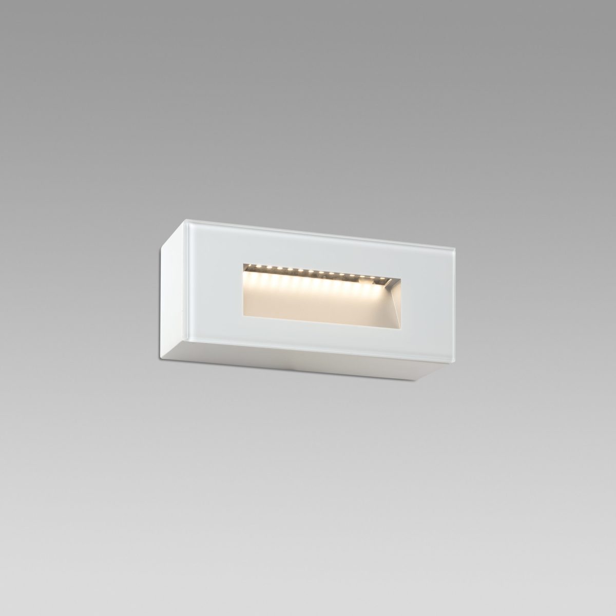 DART Foco de Faro. Medidas: L 190 x A 80 x F 36 mm. Color: Blanco