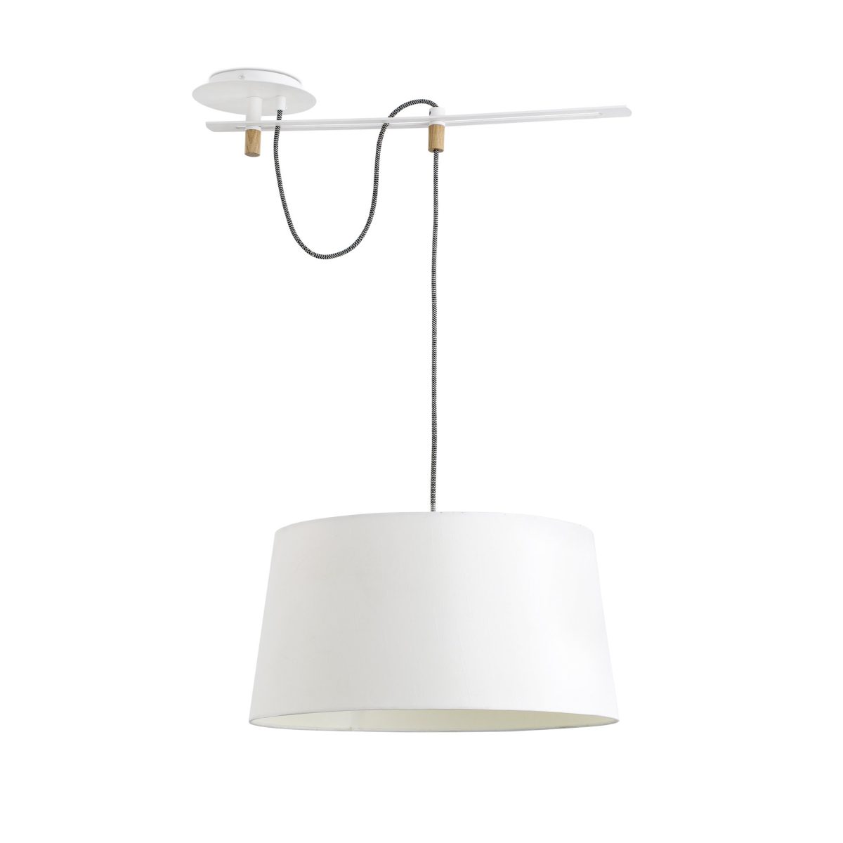 FUSTA Colgante de Faro. Medidas: Ø 445 x L 445 x A 1935 x F 445 mm. Color: Blanco