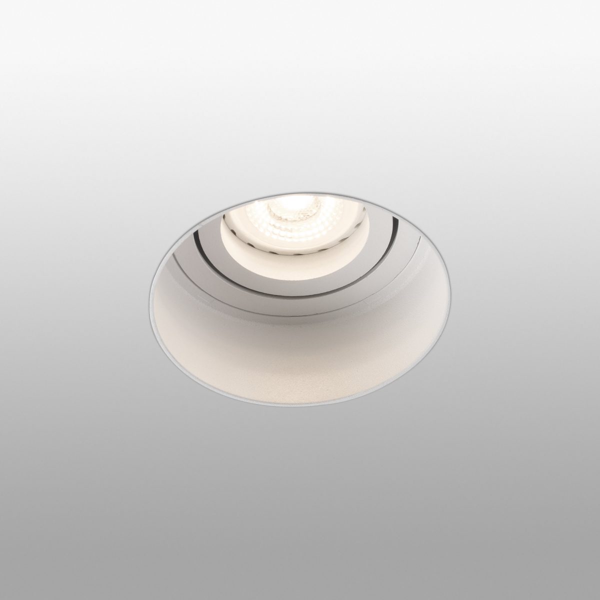 HYDE Foco de Faro. Medidas: Ø 82 x L 82 x A 55 x F 82 mm. Color: Blanco