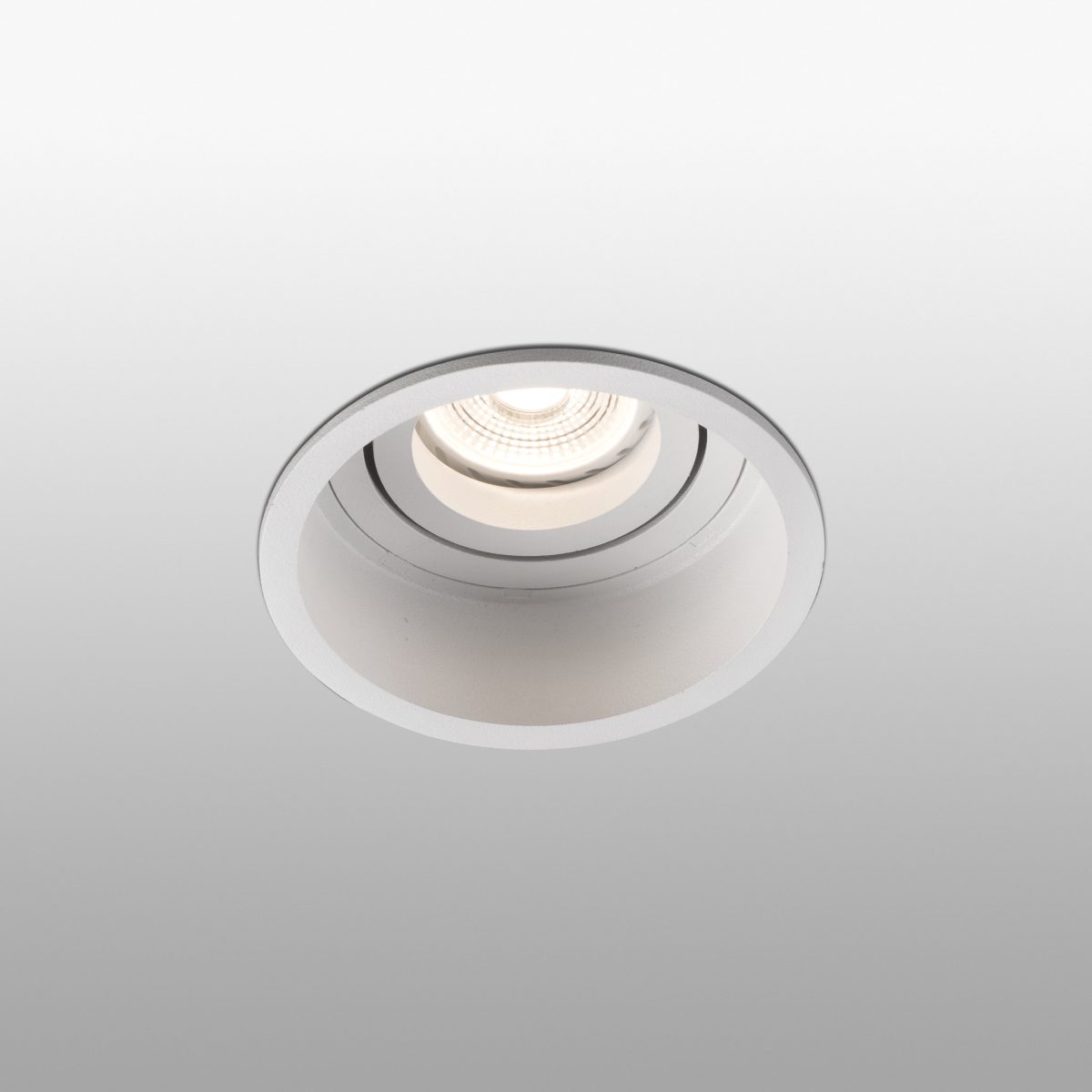 HYDE Foco de Faro. Medidas: Ø 89 x L 89 x A 55 x F 89 mm. Color: Blanco