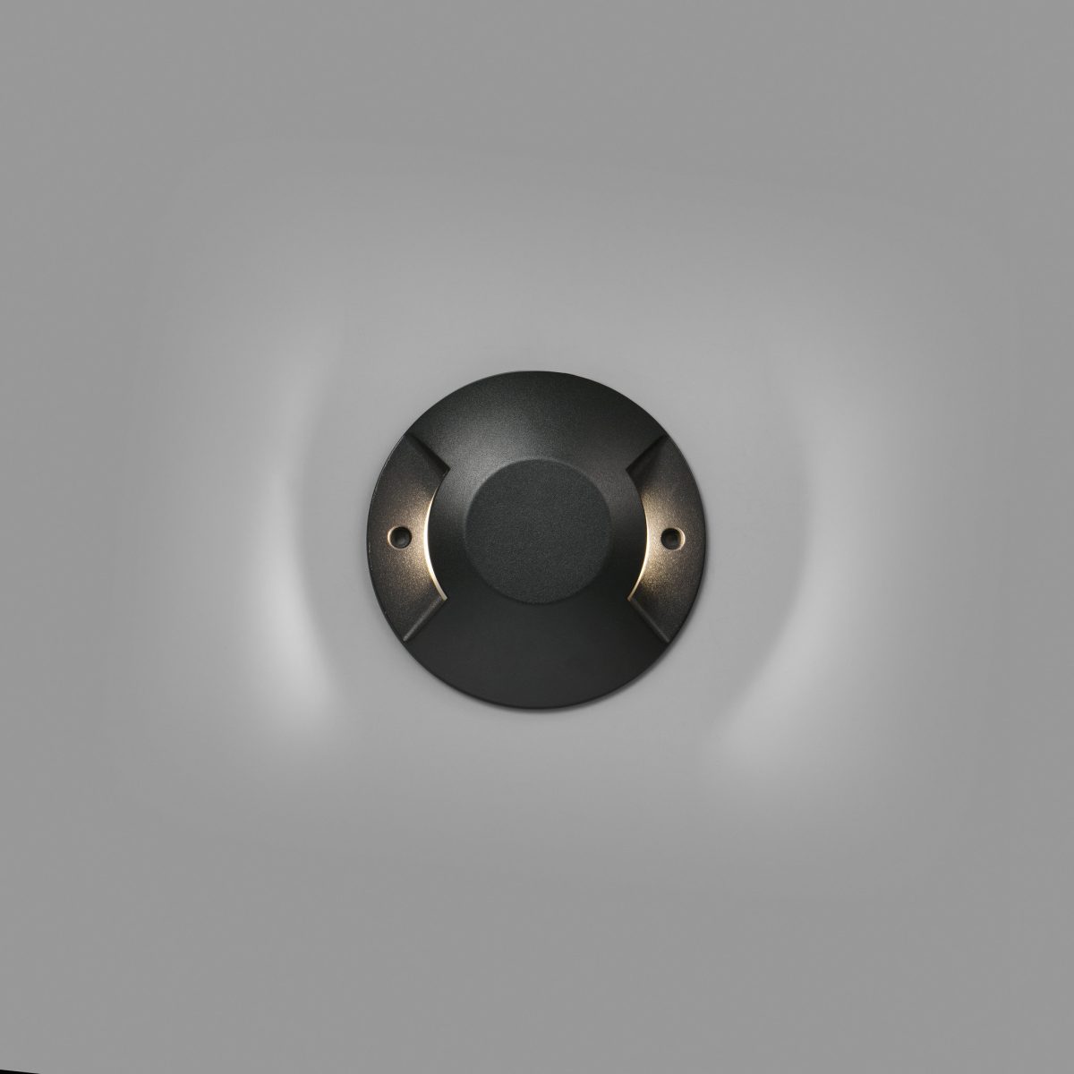 LOTH Aplique de Faro. Medidas: Ø 200 x L 200 x A 42 x F 200 mm. Color: Negro