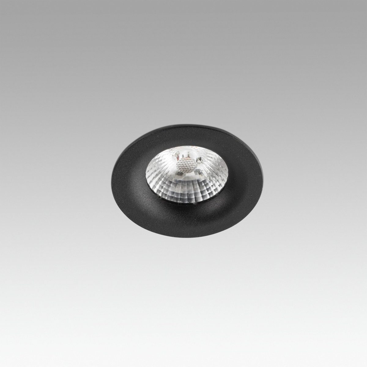 NAIS Foco de Faro. Medidas: Ø 70 x L 70 x A 40 x F 70 mm. Color: Negro