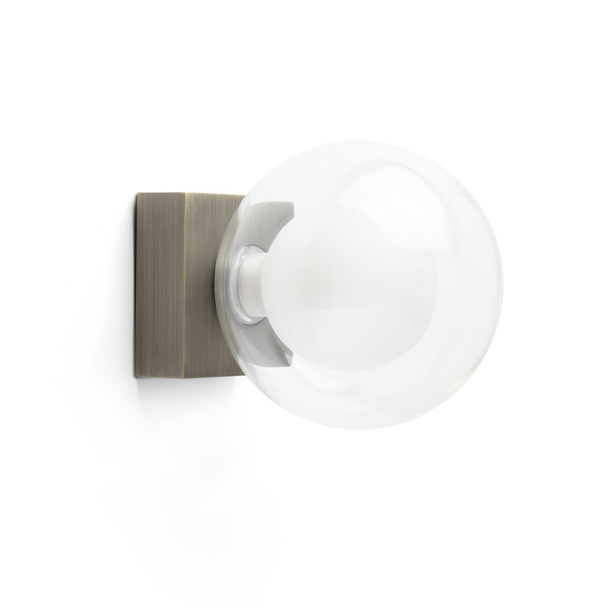PERLA Aplique de Faro. Medidas: Ø 115 x L 115 x A 115 x F 155 mm. Color: Bronce