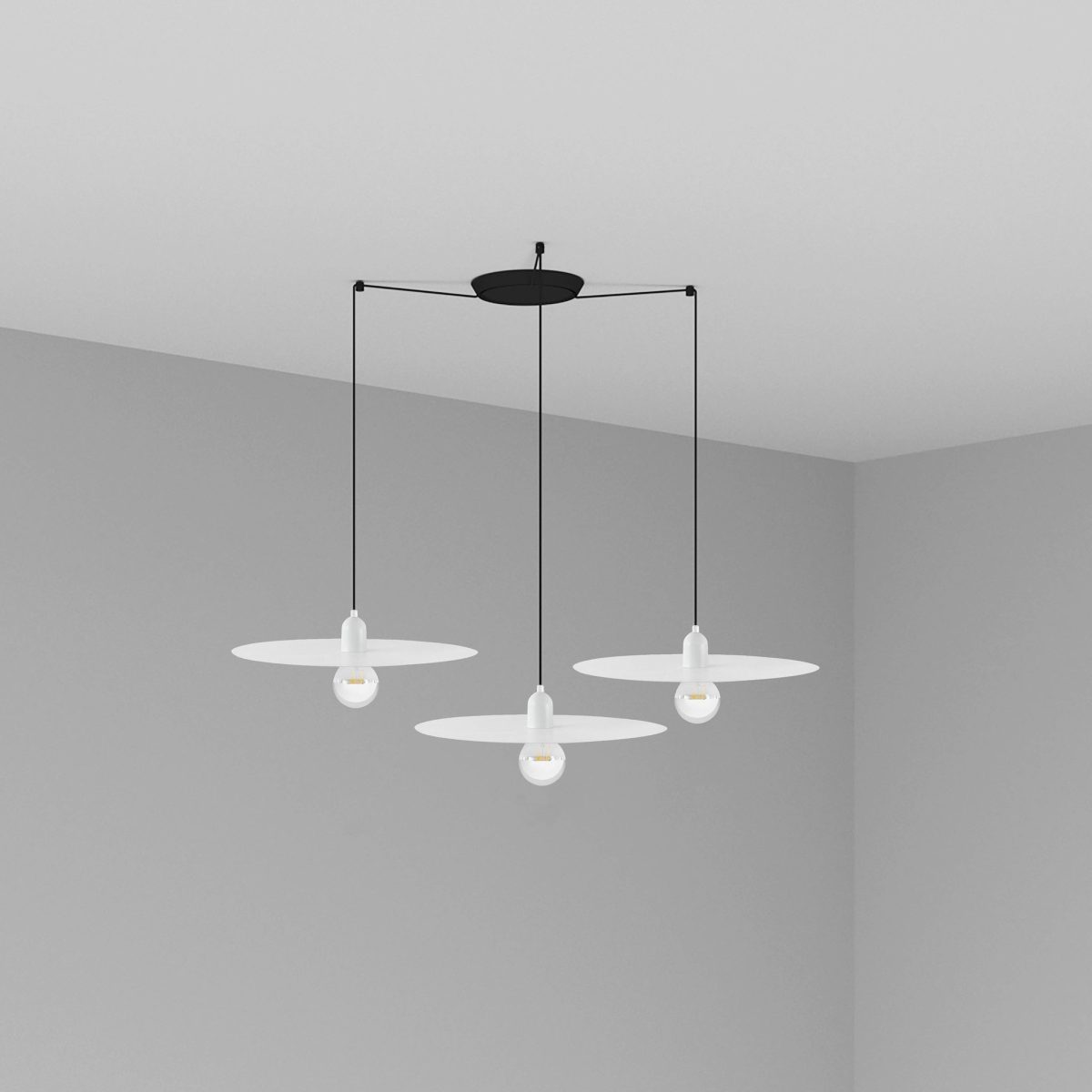 PLAT Colgante de Faro. Medidas: L 500 x A 5000 x F 500 mm. Color: Blanco