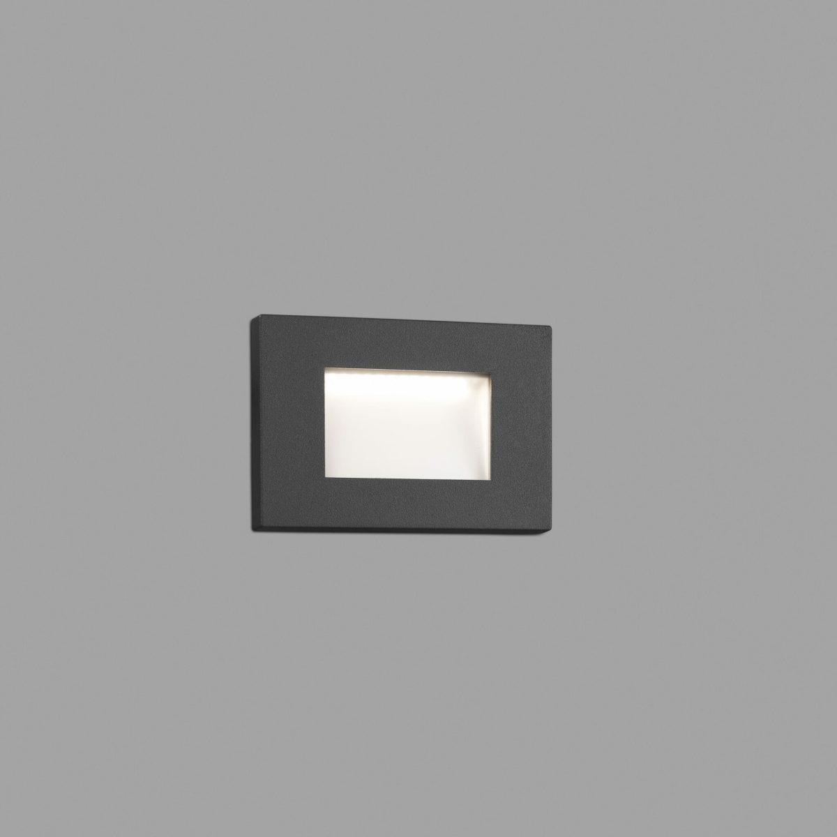 SPARK Foco de Faro. Medidas: L 65 x A 75 x F 108 mm. Color: Gris