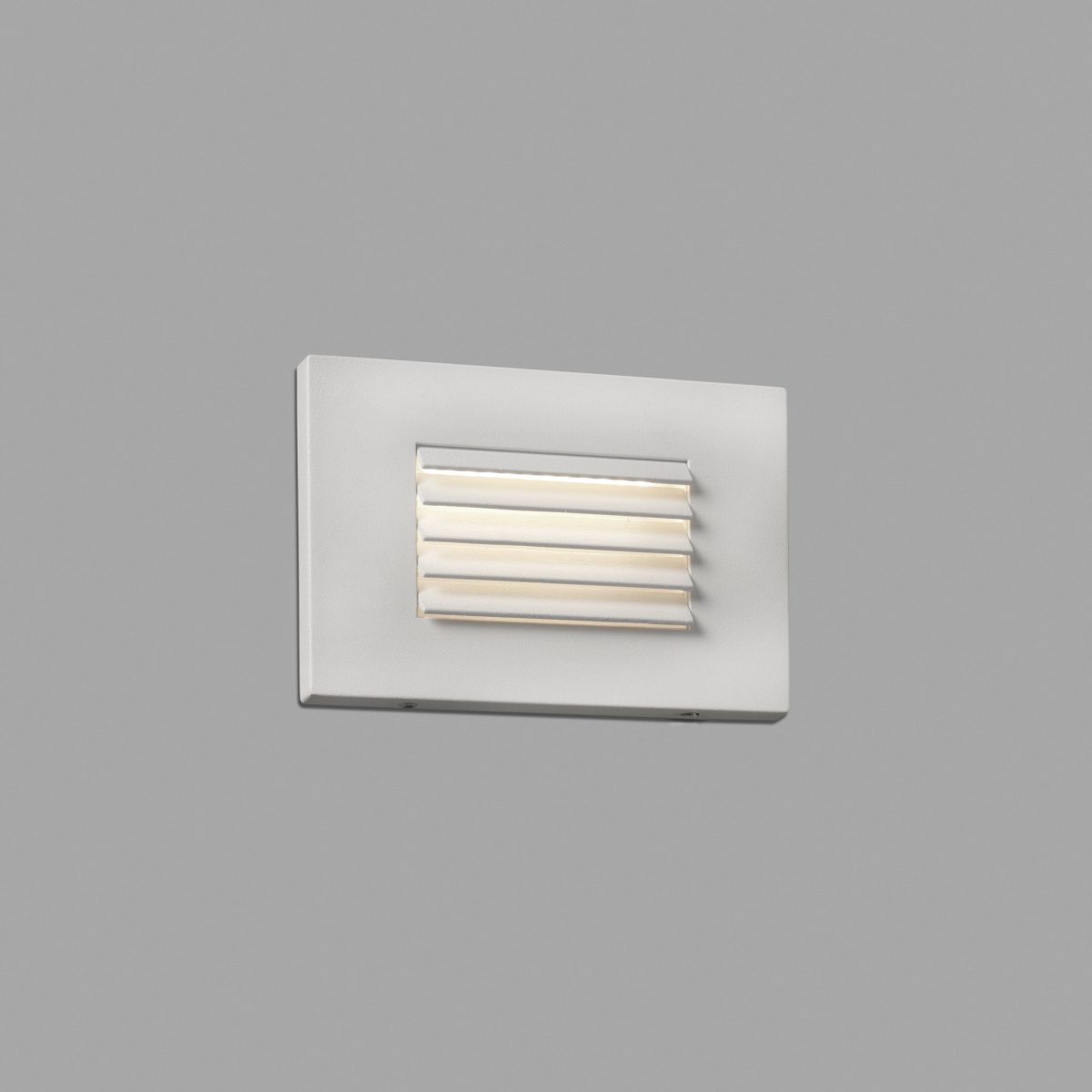 SPARK Foco de Faro. Medidas: L 65 x A 75 x F 108 mm. Color: Blanco