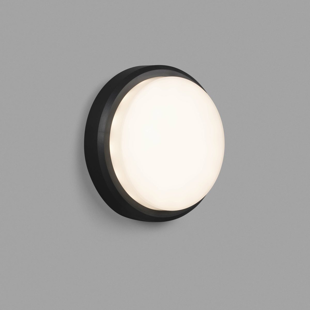 TOM XL LED Aplique de Faro. Medidas: Ø 220 x L 220 x A 220 x F 60 mm. Color: Gris